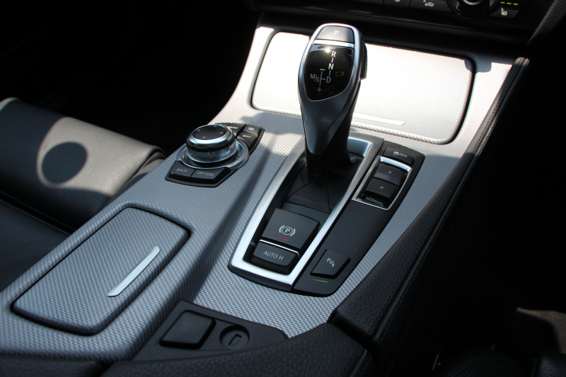 BMW 5シリーズ 535i Mｽﾎﾟｰﾂ 直6ﾀｰﾎﾞN55B30Aｴﾝｼﾞﾝ 306馬力 下取車 禁煙車 ﾋｰﾀｰ黒革 ｵﾌﾟｼｮﾝ19AW iﾄﾞﾗｲﾌﾞHDDﾅﾋﾞBluetoothｵｰﾃﾞｨｵ ﾌﾙｾｸﾞTV Bｶﾒﾗ ﾊﾟﾄﾞﾙｼﾌﾄ 専用ｴｱﾛ 8速AT ｸﾙｺﾝ LEDﾘﾝｸﾞｷｾﾉﾝ ﾐﾗｰETC ｺﾝﾌｫｰﾄｱｸｾｽ 2年保証