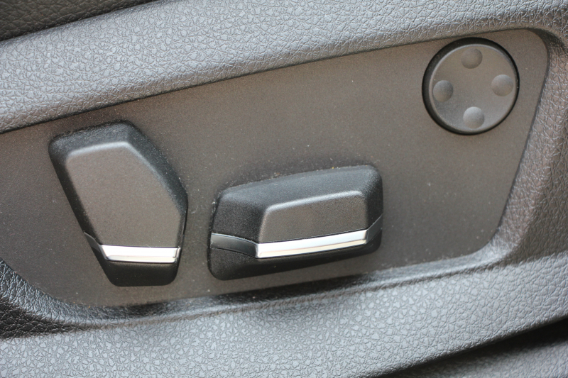 BMW 5シリーズ 535i Mｽﾎﾟｰﾂ 直6ﾀｰﾎﾞN55B30Aｴﾝｼﾞﾝ 306馬力 下取車 禁煙車 ﾋｰﾀｰ黒革 ｵﾌﾟｼｮﾝ19AW iﾄﾞﾗｲﾌﾞHDDﾅﾋﾞBluetoothｵｰﾃﾞｨｵ ﾌﾙｾｸﾞTV Bｶﾒﾗ ﾊﾟﾄﾞﾙｼﾌﾄ 専用ｴｱﾛ 8速AT ｸﾙｺﾝ LEDﾘﾝｸﾞｷｾﾉﾝ ﾐﾗｰETC ｺﾝﾌｫｰﾄｱｸｾｽ 2年保証