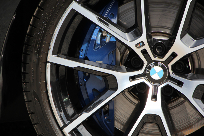 BMW 8シリーズ 840i ｸﾞﾗﾝｸｰﾍﾟMｽﾎﾟｰﾂ ﾊﾟﾉﾗﾏｻﾝﾙｰﾌ ﾒﾘﾉﾚｻﾞｰ ﾅｲﾄﾌﾞﾙｰ/ﾌﾞﾗｯｸindividualｺﾝﾋﾞｼｰﾄ ﾚｰｻﾞｰﾗｲﾄ ｵﾌﾟｼｮﾝ20AW ﾊｰﾏﾝｶｰﾄﾞﾝ ﾃﾞｨｽﾌﾟﾚｲｷｰ ﾘﾓｰﾄ Pｸﾘｽﾀﾙﾌｨﾆｯｼｭ 360度ｶﾒﾗ 追従ACC HUD 全席ﾋｰﾀｰ ﾌﾛﾝﾄﾍﾞﾝﾁﾚｰｼｮﾝ 2年保証