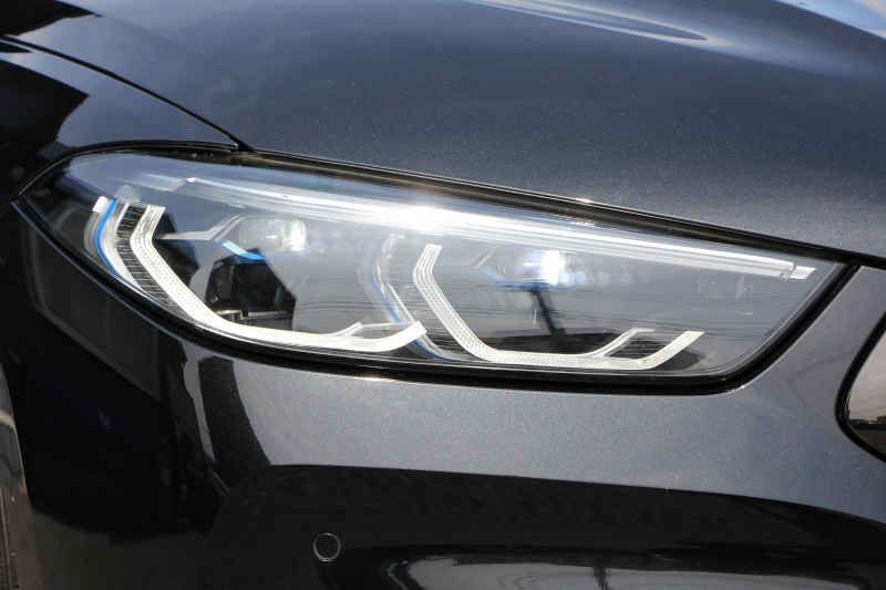 BMW 8シリーズ 840i ｸﾞﾗﾝｸｰﾍﾟMｽﾎﾟｰﾂ ﾊﾟﾉﾗﾏｻﾝﾙｰﾌ ﾒﾘﾉﾚｻﾞｰ ﾅｲﾄﾌﾞﾙｰ/ﾌﾞﾗｯｸindividualｺﾝﾋﾞｼｰﾄ ﾚｰｻﾞｰﾗｲﾄ ｵﾌﾟｼｮﾝ20AW ﾊｰﾏﾝｶｰﾄﾞﾝ ﾃﾞｨｽﾌﾟﾚｲｷｰ ﾘﾓｰﾄ Pｸﾘｽﾀﾙﾌｨﾆｯｼｭ 360度ｶﾒﾗ 追従ACC HUD 全席ﾋｰﾀｰ ﾌﾛﾝﾄﾍﾞﾝﾁﾚｰｼｮﾝ 2年保証