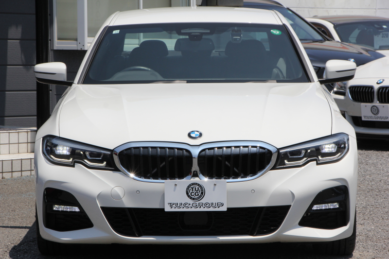 BMW 3シリーズ 320i Mｽﾎﾟｰﾂ ｺﾝﾌｫｰﾄP Pｱｼｽﾄﾌﾟﾗｽ 360度ｶﾒﾗ ｼｰﾄﾋｰﾀｰ 追従ACC ｽﾃｱﾘﾝｸﾞｻﾎﾟｰﾄ BMWﾗｲﾌﾞｺｯｸﾋﾟｯﾄﾞLEDﾍｯﾄﾞﾗｲﾄ ｵｰﾄﾊｲﾋﾞｰﾑ ﾜｲﾔﾚｽ充電  ﾊｰﾌﾚｻﾞｰ 電動ﾄﾗﾝｸ 3ｿﾞｰﾝｴｱｺﾝ ｱｯﾌﾟﾙｶｰﾌﾟﾚｲ 2年保証