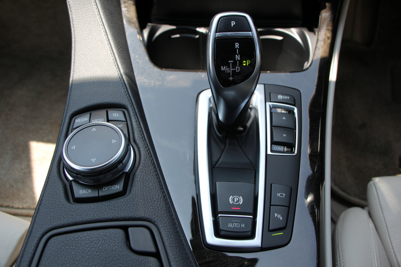 BMW 6シリーズ 640i ｸｰﾍﾟMｽﾎﾟｰﾂ 後期 ﾌｪｲｽﾘﾌﾄ後 ｻﾝﾙｰﾌ ｱｲﾎﾞﾘｰﾚｻﾞｰ 3Ddesignｴｱﾛ&ﾏﾌﾗｰ&車高調&20AW 変更後LEDﾍｯﾄﾞﾗｲﾄ 追従ACC HUD 液晶ﾒｰﾀｰ ﾚｰﾝﾁｪﾝｼﾞ警告 TOPﾋﾞｭｰ&ｻｲﾄﾞﾋﾞｭｰｶﾒﾗ Pｱｼｽﾄ HDDﾅﾋﾞTV 320馬力 直6ﾀｰﾎﾞ2年保証