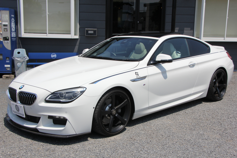 BMW 6シリーズ 640i ｸｰﾍﾟMｽﾎﾟｰﾂ 後期 ﾌｪｲｽﾘﾌﾄ後 ｻﾝﾙｰﾌ ｱｲﾎﾞﾘｰﾚｻﾞｰ 3Ddesignｴｱﾛ&ﾏﾌﾗｰ&車高調&20AW 変更後LEDﾍｯﾄﾞﾗｲﾄ 追従ACC HUD 液晶ﾒｰﾀｰ ﾚｰﾝﾁｪﾝｼﾞ警告 TOPﾋﾞｭｰ&ｻｲﾄﾞﾋﾞｭｰｶﾒﾗ Pｱｼｽﾄ HDDﾅﾋﾞTV 320馬力 直6ﾀｰﾎﾞ2年保証