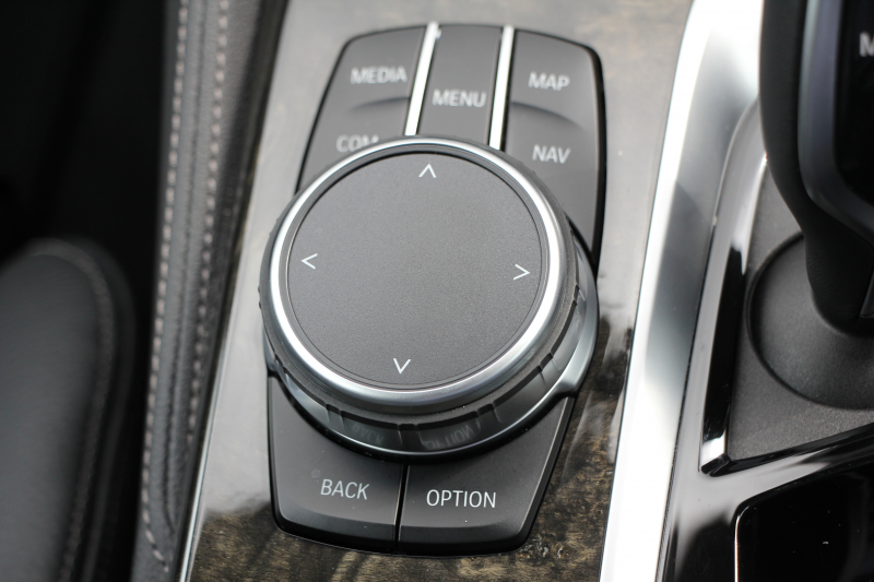 BMW 5シリーズ 523d ﾂｰﾘﾝｸﾞMｽﾎﾟｰﾂ ﾊｲﾗｲﾝ 1ｵｰﾅ 変更後ﾓﾃﾞﾙ 全席ﾋｰﾀｰ黒革 新ﾒｰﾀｰ HUD LEDﾍｯﾄﾞﾗｲﾄ 追従ACC ｽﾃｱﾘﾝｸﾞｻﾎﾟｰﾄ ｵｰﾄﾊｲﾋﾞｰﾑ ﾀｯﾁ画面HDDﾅﾋﾞTV 360度ｶﾒﾗ 電動ﾘｱｹﾞｰﾄ ﾗﾝﾊﾞｰｻﾎﾟｰﾄ 2年保証