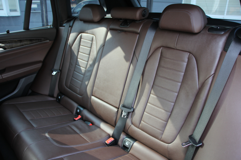 BMW X3 M40d ｾﾚｸﾄP 1ｵ-ﾅ NEWｲﾝﾃﾘｱ BMWﾗｲﾌﾞｺｯｸﾋﾟｯﾄ 新HDDﾅﾋﾞｱｯﾌﾟﾙｶｰﾌﾟﾚｲ ﾊﾟﾉﾗﾏｻﾝﾙｰﾌ ﾊｰﾏﾝｶｰﾄﾞﾝｻｳﾝﾄﾞ全席ﾋｰﾀｰ茶革 Mﾊﾟﾌｫｰﾏﾝｽﾘｱｽﾎﾟｲﾗｰ 3.0Lﾃﾞｨｰｾﾞﾙﾀｰﾎﾞ326馬力 360度ｶﾒﾗ LEDﾍｯﾄﾞﾗｲﾄ ｵｰﾄﾊｲﾋﾞｰﾑ 2年保証