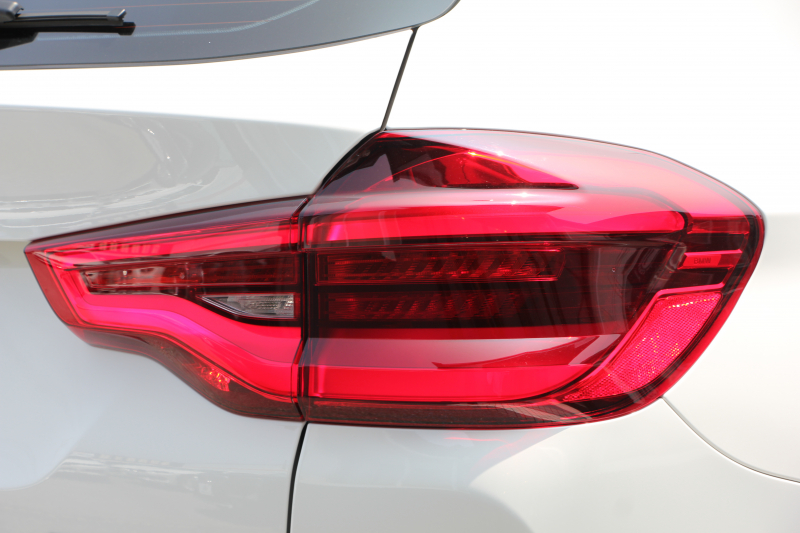 BMW X3 M40d ｾﾚｸﾄP 1ｵ-ﾅ NEWｲﾝﾃﾘｱ BMWﾗｲﾌﾞｺｯｸﾋﾟｯﾄ 新HDDﾅﾋﾞｱｯﾌﾟﾙｶｰﾌﾟﾚｲ ﾊﾟﾉﾗﾏｻﾝﾙｰﾌ ﾊｰﾏﾝｶｰﾄﾞﾝｻｳﾝﾄﾞ全席ﾋｰﾀｰ茶革 Mﾊﾟﾌｫｰﾏﾝｽﾘｱｽﾎﾟｲﾗｰ 3.0Lﾃﾞｨｰｾﾞﾙﾀｰﾎﾞ326馬力 360度ｶﾒﾗ LEDﾍｯﾄﾞﾗｲﾄ ｵｰﾄﾊｲﾋﾞｰﾑ 2年保証