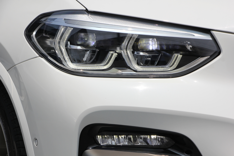 BMW X3 M40d ｾﾚｸﾄP 1ｵ-ﾅ NEWｲﾝﾃﾘｱ BMWﾗｲﾌﾞｺｯｸﾋﾟｯﾄ 新HDDﾅﾋﾞｱｯﾌﾟﾙｶｰﾌﾟﾚｲ ﾊﾟﾉﾗﾏｻﾝﾙｰﾌ ﾊｰﾏﾝｶｰﾄﾞﾝｻｳﾝﾄﾞ全席ﾋｰﾀｰ茶革 Mﾊﾟﾌｫｰﾏﾝｽﾘｱｽﾎﾟｲﾗｰ 3.0Lﾃﾞｨｰｾﾞﾙﾀｰﾎﾞ326馬力 360度ｶﾒﾗ LEDﾍｯﾄﾞﾗｲﾄ ｵｰﾄﾊｲﾋﾞｰﾑ 2年保証