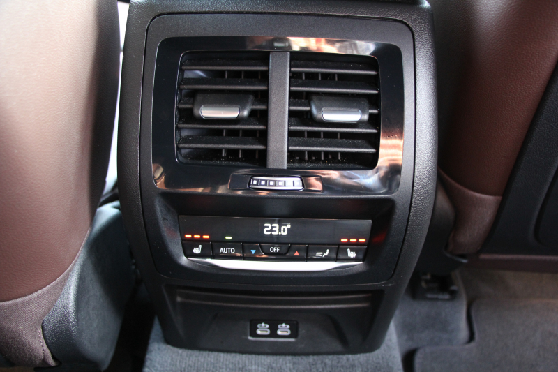 BMW X3 M40d ｾﾚｸﾄP 1ｵ-ﾅ NEWｲﾝﾃﾘｱ BMWﾗｲﾌﾞｺｯｸﾋﾟｯﾄ 新HDDﾅﾋﾞｱｯﾌﾟﾙｶｰﾌﾟﾚｲ ﾊﾟﾉﾗﾏｻﾝﾙｰﾌ ﾊｰﾏﾝｶｰﾄﾞﾝｻｳﾝﾄﾞ全席ﾋｰﾀｰ茶革 Mﾊﾟﾌｫｰﾏﾝｽﾘｱｽﾎﾟｲﾗｰ 3.0Lﾃﾞｨｰｾﾞﾙﾀｰﾎﾞ326馬力 360度ｶﾒﾗ LEDﾍｯﾄﾞﾗｲﾄ ｵｰﾄﾊｲﾋﾞｰﾑ 2年保証