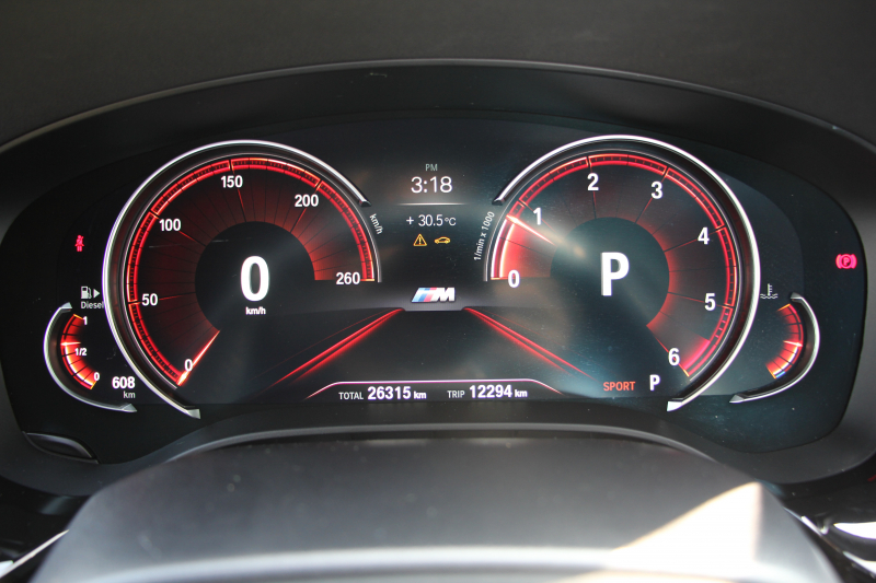 BMW 5シリーズ 523d ﾂｰﾘﾝｸﾞﾌﾞﾗｯｸｱｳﾄ 特別仕様車 1ｵﾅ HUD ﾊｰﾏﾝｶｰﾄﾞﾝ 追従ACC ｽﾃｱｻﾎﾟｰﾄ LEDﾍｯﾄﾞﾗｲﾄ ｵｰﾄﾊｲﾋﾞｰﾑ ﾀｯﾁ画面HDDﾅﾋﾞTV 360度ﾊﾟﾉﾗﾏｶﾒﾗ Pｱｼｽﾄﾌﾟﾗｽ 電動ﾄﾗﾝｸ 19AW 液晶ﾒｰﾀｰ ｽﾏｰﾄｷｰ 2年保証