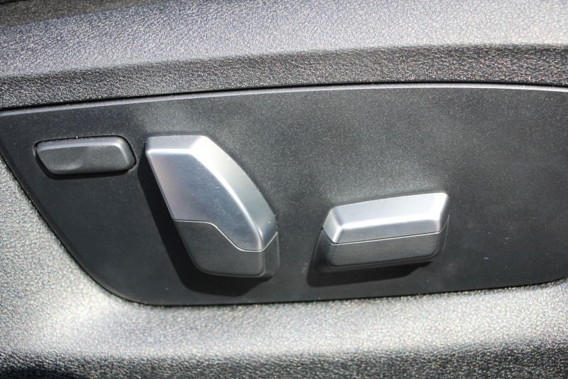 BMW 5シリーズ 523d ﾂｰﾘﾝｸﾞﾌﾞﾗｯｸｱｳﾄ 特別仕様車 1ｵﾅ HUD ﾊｰﾏﾝｶｰﾄﾞﾝ 追従ACC ｽﾃｱｻﾎﾟｰﾄ LEDﾍｯﾄﾞﾗｲﾄ ｵｰﾄﾊｲﾋﾞｰﾑ ﾀｯﾁ画面HDDﾅﾋﾞTV 360度ﾊﾟﾉﾗﾏｶﾒﾗ Pｱｼｽﾄﾌﾟﾗｽ 電動ﾄﾗﾝｸ 19AW 液晶ﾒｰﾀｰ ｽﾏｰﾄｷｰ 2年保証