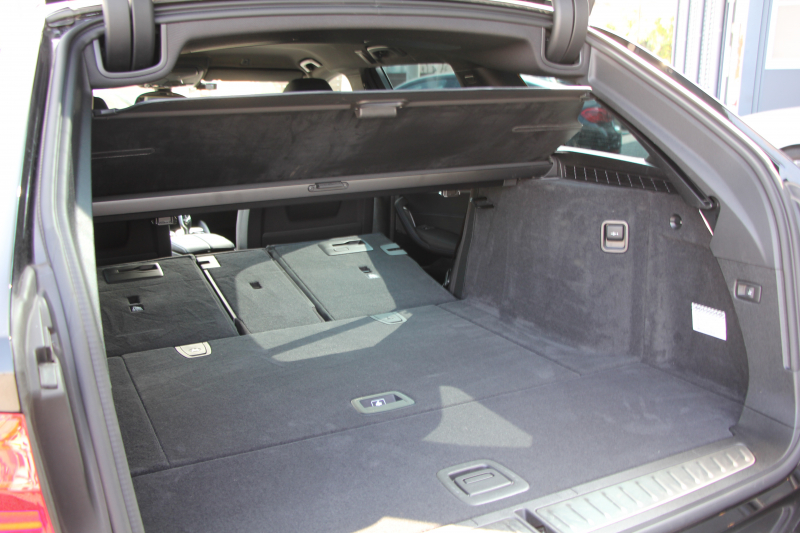 BMW 5シリーズ 523d ﾂｰﾘﾝｸﾞﾌﾞﾗｯｸｱｳﾄ 特別仕様車 1ｵﾅ HUD ﾊｰﾏﾝｶｰﾄﾞﾝ 追従ACC ｽﾃｱｻﾎﾟｰﾄ LEDﾍｯﾄﾞﾗｲﾄ ｵｰﾄﾊｲﾋﾞｰﾑ ﾀｯﾁ画面HDDﾅﾋﾞTV 360度ﾊﾟﾉﾗﾏｶﾒﾗ Pｱｼｽﾄﾌﾟﾗｽ 電動ﾄﾗﾝｸ 19AW 液晶ﾒｰﾀｰ ｽﾏｰﾄｷｰ 2年保証