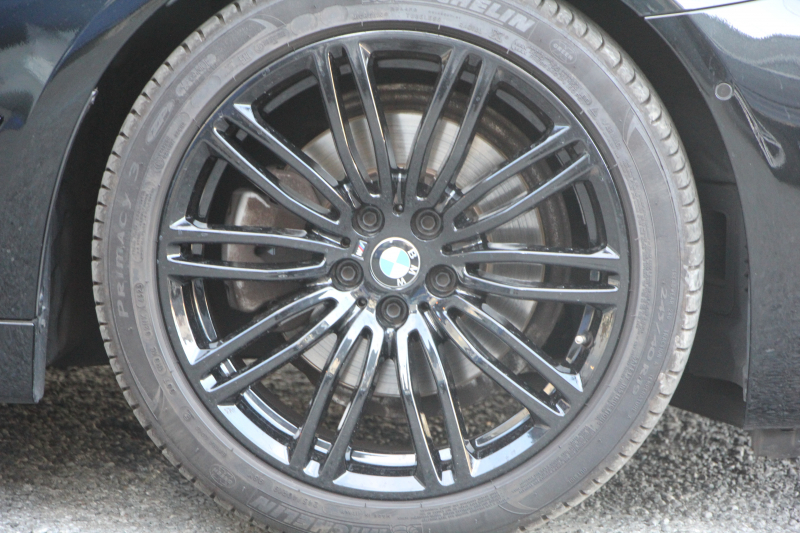 BMW 5シリーズ 523d ﾂｰﾘﾝｸﾞﾌﾞﾗｯｸｱｳﾄ 特別仕様車 1ｵﾅ HUD ﾊｰﾏﾝｶｰﾄﾞﾝ 追従ACC ｽﾃｱｻﾎﾟｰﾄ LEDﾍｯﾄﾞﾗｲﾄ ｵｰﾄﾊｲﾋﾞｰﾑ ﾀｯﾁ画面HDDﾅﾋﾞTV 360度ﾊﾟﾉﾗﾏｶﾒﾗ Pｱｼｽﾄﾌﾟﾗｽ 電動ﾄﾗﾝｸ 19AW 液晶ﾒｰﾀｰ ｽﾏｰﾄｷｰ 2年保証