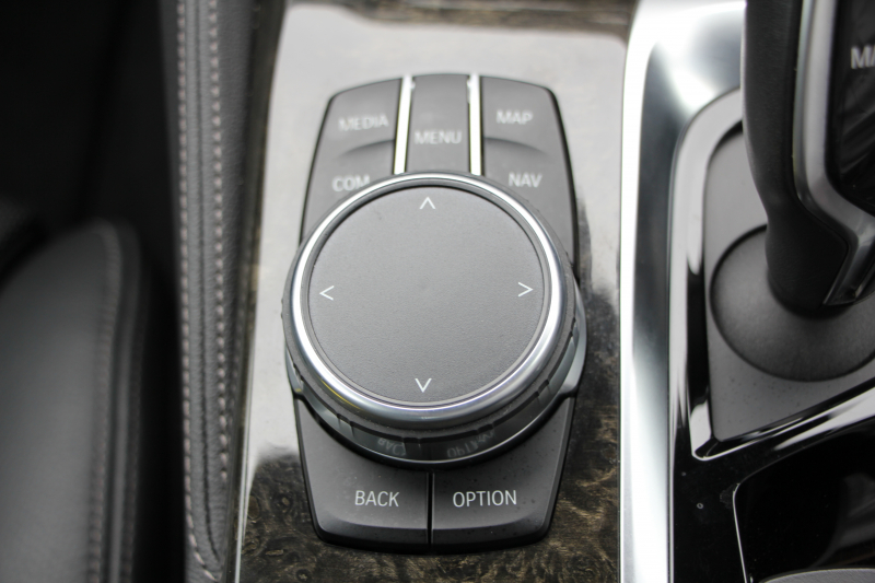 BMW 5シリーズ 523i Mｽﾎﾟｰﾂ ﾊｲﾗｲﾝ ｲﾉﾍﾞｰｼｮﾝ&ｺﾝﾌｫｰﾄP ｻﾝﾙｰﾌ 全席ﾋｰﾀｰ黒革 ｺﾝﾌｫｰﾄｼｰﾄ ﾍﾞﾝﾁﾚｰｼｮﾝ ｿﾌﾄｸﾛｰｽﾞﾄﾞｱ HUD ﾜｲﾔﾚｽ充電 追従ACC ｽﾃｱﾘﾝｸﾞｻﾎﾟｰﾄ LEDﾍｯﾄﾞﾗｲﾄ 360度ｶﾒﾗ ﾀｯﾁ画面HDDﾅﾋﾞTV ｼﾞｪｽﾁｬｰC 電動ﾄﾗﾝｸ 19AW 2年保証