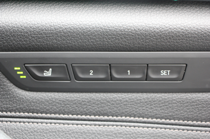 BMW 5シリーズ 523i Mｽﾎﾟｰﾂ ﾊｲﾗｲﾝ ｲﾉﾍﾞｰｼｮﾝ&ｺﾝﾌｫｰﾄP ｻﾝﾙｰﾌ 全席ﾋｰﾀｰ黒革 ｺﾝﾌｫｰﾄｼｰﾄ ﾍﾞﾝﾁﾚｰｼｮﾝ ｿﾌﾄｸﾛｰｽﾞﾄﾞｱ HUD ﾜｲﾔﾚｽ充電 追従ACC ｽﾃｱﾘﾝｸﾞｻﾎﾟｰﾄ LEDﾍｯﾄﾞﾗｲﾄ 360度ｶﾒﾗ ﾀｯﾁ画面HDDﾅﾋﾞTV ｼﾞｪｽﾁｬｰC 電動ﾄﾗﾝｸ 19AW 2年保証