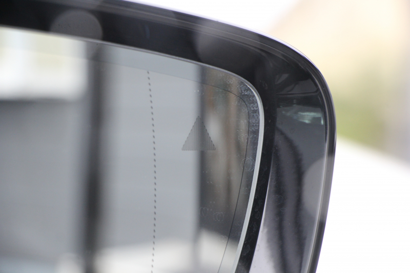 BMW 5シリーズ 523i Mｽﾎﾟｰﾂ ﾊｲﾗｲﾝ ｲﾉﾍﾞｰｼｮﾝ&ｺﾝﾌｫｰﾄP ｻﾝﾙｰﾌ 全席ﾋｰﾀｰ黒革 ｺﾝﾌｫｰﾄｼｰﾄ ﾍﾞﾝﾁﾚｰｼｮﾝ ｿﾌﾄｸﾛｰｽﾞﾄﾞｱ HUD ﾜｲﾔﾚｽ充電 追従ACC ｽﾃｱﾘﾝｸﾞｻﾎﾟｰﾄ LEDﾍｯﾄﾞﾗｲﾄ 360度ｶﾒﾗ ﾀｯﾁ画面HDDﾅﾋﾞTV ｼﾞｪｽﾁｬｰC 電動ﾄﾗﾝｸ 19AW 2年保証