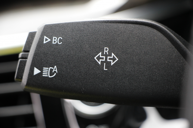 BMW 5シリーズ 540i Xdrive Mｽﾎﾟｰﾂ ｲﾉﾍﾞｰｼｮﾝ&ｺﾝﾌｫｰﾄP 4WD 1ｵｰﾅ 直6ﾀｰﾎﾞ340馬力 ﾌﾞﾗｯｸﾚｻﾞｰ 全席ﾋｰﾀｰ ﾏｯｻｰｼﾞ&ｱｸﾃｨﾌﾞﾍﾞﾝﾁﾚｰｼｮﾝ ｼﾞｪｽﾁｬｰC 液晶ﾒｰﾀｰ HUD 追従ACC LEDﾍｯﾄﾞﾗｲﾄ ﾀｯﾁ画面ﾅﾋﾞﾌﾙｾｸﾞTV ｱﾀﾞﾌﾟﾃｨﾌﾞｻｽ Mspﾌﾞﾚｰｷ 19AW 2年保証