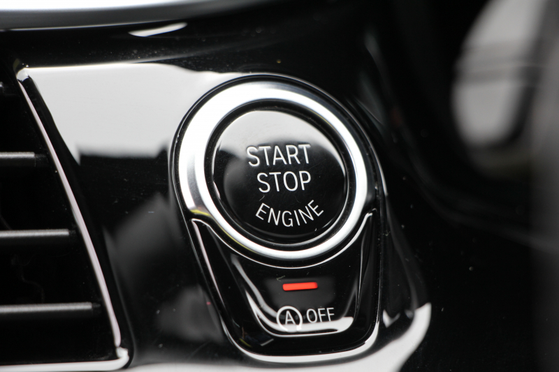 BMW 5シリーズ 540i Xdrive Mｽﾎﾟｰﾂ ｲﾉﾍﾞｰｼｮﾝ&ｺﾝﾌｫｰﾄP 4WD 1ｵｰﾅ 直6ﾀｰﾎﾞ340馬力 ﾌﾞﾗｯｸﾚｻﾞｰ 全席ﾋｰﾀｰ ﾏｯｻｰｼﾞ&ｱｸﾃｨﾌﾞﾍﾞﾝﾁﾚｰｼｮﾝ ｼﾞｪｽﾁｬｰC 液晶ﾒｰﾀｰ HUD 追従ACC LEDﾍｯﾄﾞﾗｲﾄ ﾀｯﾁ画面ﾅﾋﾞﾌﾙｾｸﾞTV ｱﾀﾞﾌﾟﾃｨﾌﾞｻｽ Mspﾌﾞﾚｰｷ 19AW 2年保証