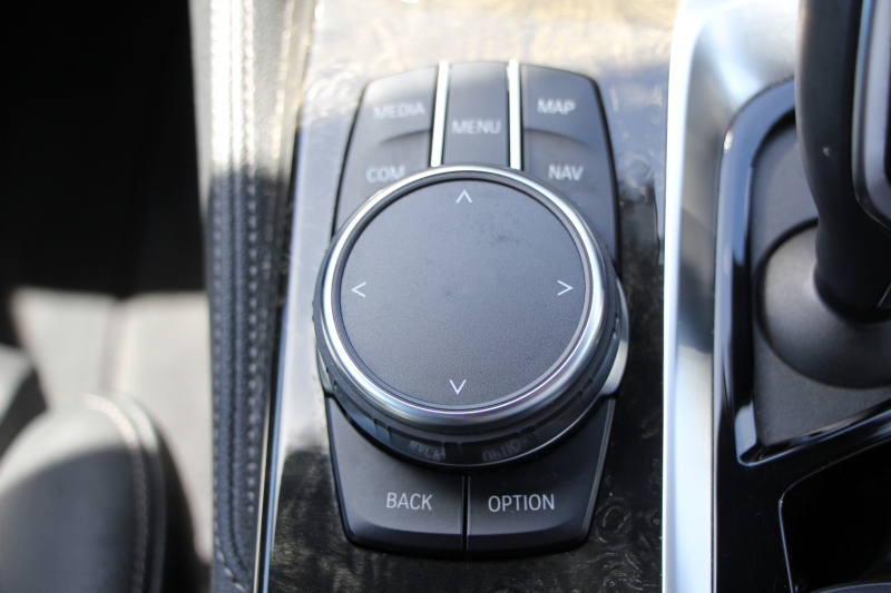 BMW 6シリーズ 630i ｸﾞﾗﾝﾂｰﾘｽﾓ Mｽﾎﾟｰﾂ ｾﾚｸﾄ&ｲﾉﾍﾞｰｼｮﾝP ﾊﾟﾉﾗﾏｻﾝﾙｰﾌ 全席ﾋｰﾀｰ黒革 ﾊｰﾏﾝｶｰﾄﾞﾝｻﾗｳﾝﾄﾞﾘｱｼｰﾄ可倒調整 ﾃﾞｨｽﾌﾟﾚｲｷｰ ﾘﾓｰﾄP LEDﾍｯﾄﾞﾗｲﾄ 360度ｶﾒﾗ HUD 追従ACC ﾜｲﾔﾚｽ充電 4ｿﾞｰﾝｴｱｺﾝ Rolfhartge20AW 2年保証