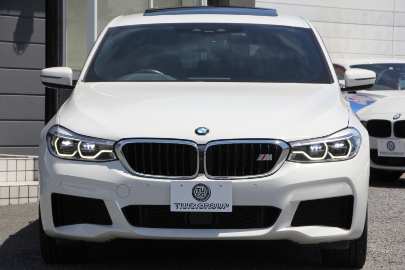 BMW 6シリーズ 630i ｸﾞﾗﾝﾂｰﾘｽﾓ Mｽﾎﾟｰﾂ ｾﾚｸﾄ&ｲﾉﾍﾞｰｼｮﾝP ﾊﾟﾉﾗﾏｻﾝﾙｰﾌ 全席ﾋｰﾀｰ黒革 ﾊｰﾏﾝｶｰﾄﾞﾝｻﾗｳﾝﾄﾞﾘｱｼｰﾄ可倒調整 ﾃﾞｨｽﾌﾟﾚｲｷｰ ﾘﾓｰﾄP LEDﾍｯﾄﾞﾗｲﾄ 360度ｶﾒﾗ HUD 追従ACC ﾜｲﾔﾚｽ充電 4ｿﾞｰﾝｴｱｺﾝ Rolfhartge20AW 2年保証