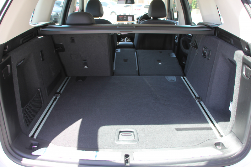 BMW X3 Xdrive20d Xﾗｲﾝ ﾊｲﾗｲﾝ 真珠色 全席ﾋｰﾀｰ黒革  ｱｸﾃｨﾌﾞﾍﾞﾝﾁﾚｰｼｮﾝ ﾘｱｼｰﾄ可倒調整 HUD 追従ACC ｽﾃｱﾘﾝｸﾞｻﾎﾟｰﾄ 液晶ﾒｰﾀｰ ﾀｯﾁ画面対応HDDﾅﾋﾞTV LEDﾍｯﾄﾞﾗｲﾄ 360度ｶﾒﾗ 電動ﾄﾗﾝｸ 衝突軽減ﾌﾞﾚｰｷ 2年保証