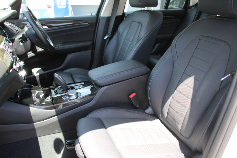 BMW X3 Xdrive20d Xﾗｲﾝ ﾊｲﾗｲﾝ 真珠色 全席ﾋｰﾀｰ黒革  ｱｸﾃｨﾌﾞﾍﾞﾝﾁﾚｰｼｮﾝ ﾘｱｼｰﾄ可倒調整 HUD 追従ACC ｽﾃｱﾘﾝｸﾞｻﾎﾟｰﾄ 液晶ﾒｰﾀｰ ﾀｯﾁ画面対応HDDﾅﾋﾞTV LEDﾍｯﾄﾞﾗｲﾄ 360度ｶﾒﾗ 電動ﾄﾗﾝｸ 衝突軽減ﾌﾞﾚｰｷ 2年保証