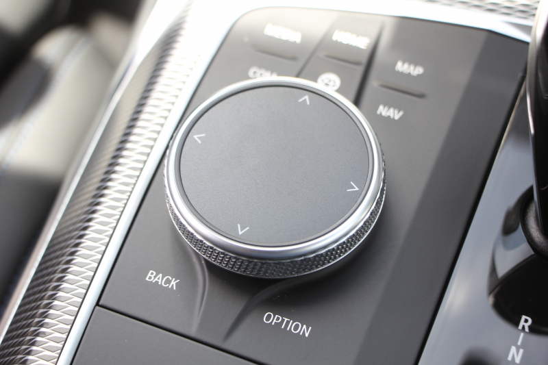 BMW 3シリーズ 320i Mｽﾎﾟｰﾂ ｺﾝﾌｫｰﾄP 1ｵ-ﾅ 追従ACC ｽﾃｱﾘﾝｸﾞｻﾎﾟｰﾄ ｼｰﾄﾋｰﾀｰ BMWﾗｲﾌﾞｺｯｸﾋﾟｯﾄﾞLEDﾍｯﾄﾞﾗｲﾄ ｵｰﾄﾊｲﾋﾞｰﾑ ﾀｯﾁ画面対応HDDﾅﾋﾞﾜｲﾔﾚｽ充電 電動ﾄﾗﾝｸ 3ｿﾞｰﾝｴｱｺﾝ ｱｯﾌﾟﾙｶｰﾌﾟﾚｲ ｱﾝﾋﾞｴﾝﾄﾗｲﾄ 2年保証