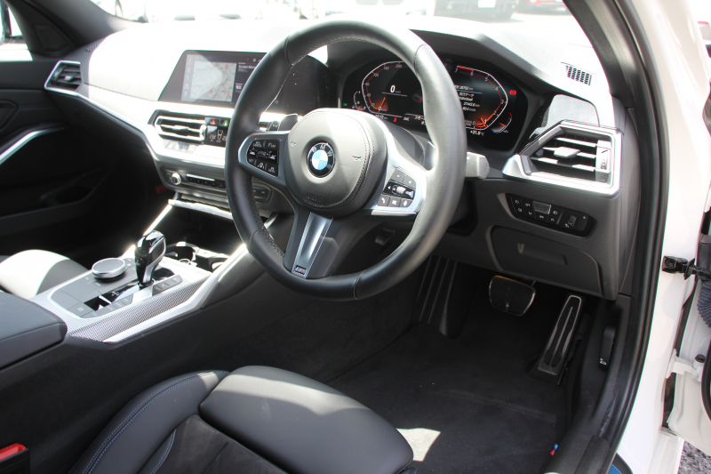 BMW 3シリーズ 320i Mｽﾎﾟｰﾂ ｺﾝﾌｫｰﾄP 1ｵ-ﾅ 追従ACC ｽﾃｱﾘﾝｸﾞｻﾎﾟｰﾄ ｼｰﾄﾋｰﾀｰ BMWﾗｲﾌﾞｺｯｸﾋﾟｯﾄﾞLEDﾍｯﾄﾞﾗｲﾄ ｵｰﾄﾊｲﾋﾞｰﾑ ﾀｯﾁ画面対応HDDﾅﾋﾞﾜｲﾔﾚｽ充電 電動ﾄﾗﾝｸ 3ｿﾞｰﾝｴｱｺﾝ ｱｯﾌﾟﾙｶｰﾌﾟﾚｲ ｱﾝﾋﾞｴﾝﾄﾗｲﾄ 2年保証