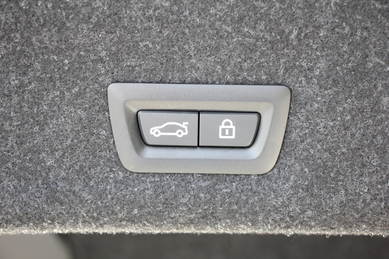 BMW 3シリーズ 320i Mｽﾎﾟｰﾂ ｺﾝﾌｫｰﾄP 1ｵ-ﾅ 追従ACC ｽﾃｱﾘﾝｸﾞｻﾎﾟｰﾄ ｼｰﾄﾋｰﾀｰ BMWﾗｲﾌﾞｺｯｸﾋﾟｯﾄﾞLEDﾍｯﾄﾞﾗｲﾄ ｵｰﾄﾊｲﾋﾞｰﾑ ﾀｯﾁ画面対応HDDﾅﾋﾞﾜｲﾔﾚｽ充電 電動ﾄﾗﾝｸ 3ｿﾞｰﾝｴｱｺﾝ ｱｯﾌﾟﾙｶｰﾌﾟﾚｲ ｱﾝﾋﾞｴﾝﾄﾗｲﾄ 2年保証