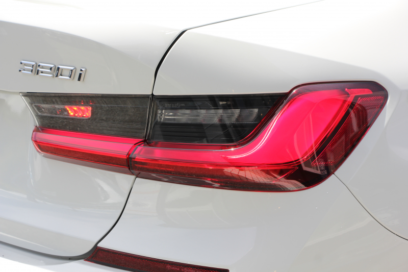 BMW 3シリーズ 320i Mｽﾎﾟｰﾂ ｺﾝﾌｫｰﾄP 1ｵ-ﾅ 追従ACC ｽﾃｱﾘﾝｸﾞｻﾎﾟｰﾄ ｼｰﾄﾋｰﾀｰ BMWﾗｲﾌﾞｺｯｸﾋﾟｯﾄﾞLEDﾍｯﾄﾞﾗｲﾄ ｵｰﾄﾊｲﾋﾞｰﾑ ﾀｯﾁ画面対応HDDﾅﾋﾞﾜｲﾔﾚｽ充電 電動ﾄﾗﾝｸ 3ｿﾞｰﾝｴｱｺﾝ ｱｯﾌﾟﾙｶｰﾌﾟﾚｲ ｱﾝﾋﾞｴﾝﾄﾗｲﾄ 2年保証