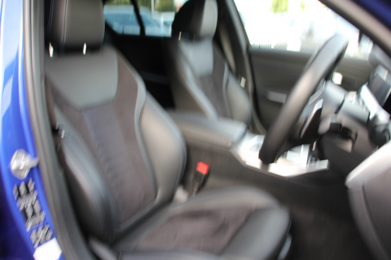 BMW 3シリーズ 320d Xdrive Mｽﾎﾟｰﾂ ｺﾝﾌｫｰﾄP 4WD Pｱｼｽﾄﾌﾟﾗｽ 360度ｶﾒﾗ BMWﾗｲﾌﾞｺｯｸﾋﾟｯﾄﾞﾀｯﾁ画面HDDﾅﾋﾞApplecarplay ﾜｲﾔﾚｽ充電 LEDﾍｯﾄﾞﾗｲﾄ ｵｰﾄﾊｲﾋﾞｰﾑ 追従ACC ｽﾃｱﾘﾝｸﾞｻﾎﾟｰﾄ ﾚｰﾝﾁｪﾝｼﾞ警告 ｼｰﾄﾋｰﾀｰ 2年保証