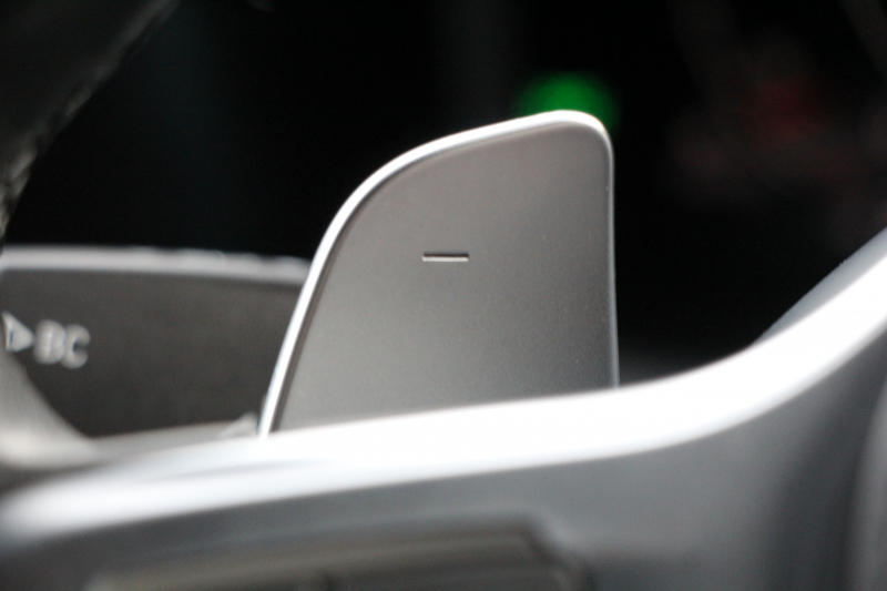 BMW 3シリーズ 320d Xdrive Mｽﾎﾟｰﾂ ｺﾝﾌｫｰﾄP 4WD Pｱｼｽﾄﾌﾟﾗｽ 360度ｶﾒﾗ BMWﾗｲﾌﾞｺｯｸﾋﾟｯﾄﾞﾀｯﾁ画面HDDﾅﾋﾞApplecarplay ﾜｲﾔﾚｽ充電 LEDﾍｯﾄﾞﾗｲﾄ ｵｰﾄﾊｲﾋﾞｰﾑ 追従ACC ｽﾃｱﾘﾝｸﾞｻﾎﾟｰﾄ ﾚｰﾝﾁｪﾝｼﾞ警告 ｼｰﾄﾋｰﾀｰ 2年保証