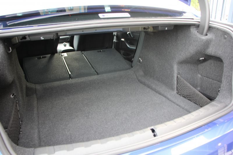 BMW 3シリーズ 320d Xdrive Mｽﾎﾟｰﾂ ｺﾝﾌｫｰﾄP 4WD Pｱｼｽﾄﾌﾟﾗｽ 360度ｶﾒﾗ BMWﾗｲﾌﾞｺｯｸﾋﾟｯﾄﾞﾀｯﾁ画面HDDﾅﾋﾞApplecarplay ﾜｲﾔﾚｽ充電 LEDﾍｯﾄﾞﾗｲﾄ ｵｰﾄﾊｲﾋﾞｰﾑ 追従ACC ｽﾃｱﾘﾝｸﾞｻﾎﾟｰﾄ ﾚｰﾝﾁｪﾝｼﾞ警告 ｼｰﾄﾋｰﾀｰ 2年保証