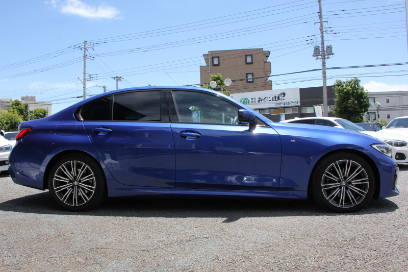 BMW 3シリーズ 320d Xdrive Mｽﾎﾟｰﾂ ｺﾝﾌｫｰﾄP 4WD Pｱｼｽﾄﾌﾟﾗｽ 360度ｶﾒﾗ BMWﾗｲﾌﾞｺｯｸﾋﾟｯﾄﾞﾀｯﾁ画面HDDﾅﾋﾞApplecarplay ﾜｲﾔﾚｽ充電 LEDﾍｯﾄﾞﾗｲﾄ ｵｰﾄﾊｲﾋﾞｰﾑ 追従ACC ｽﾃｱﾘﾝｸﾞｻﾎﾟｰﾄ ﾚｰﾝﾁｪﾝｼﾞ警告 ｼｰﾄﾋｰﾀｰ 2年保証