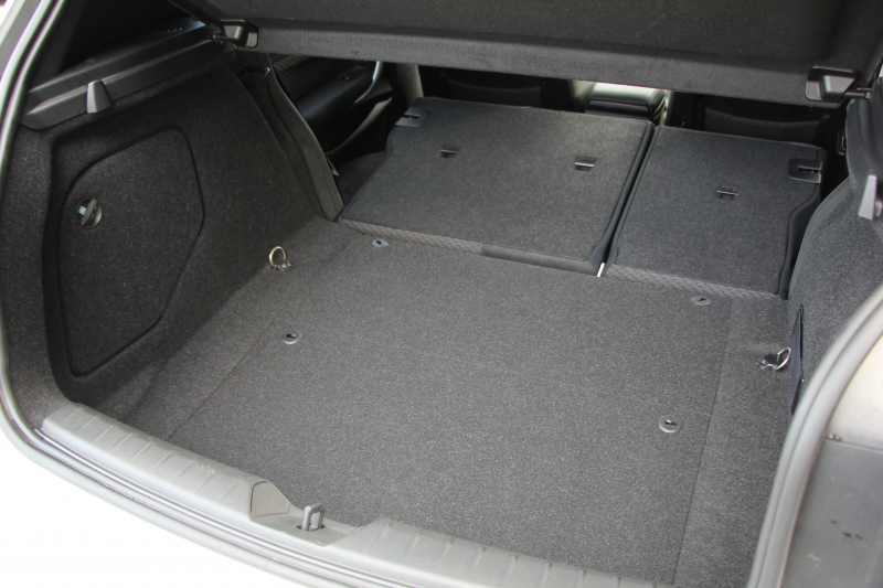 BMW 1シリーズ M135i ﾊﾟｰｷﾝｸﾞｻﾎﾟｰﾄP 直6ﾀｰﾎﾞ320馬力 衝突軽減ﾌﾞﾚｰｷ 車線逸脱警告 歩行者警告 ｱﾀﾞﾌﾟﾃｨﾌﾞMｻｽ ﾀｯﾁﾊﾟｯﾄﾞ対応HDDﾅﾋﾞ専用ｴｱﾛ 18AW&ﾌﾞﾚｰｷ 左右独立ｵｰﾄｴｱｺﾝ ﾊﾟﾄﾞﾙｼﾌﾄ 8速AT ｽﾏｰﾄｷｰ Bluetooth接続 2年保証