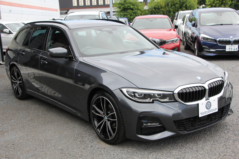 BMW 3シリーズ 320i ﾂｰﾘﾝｸﾞMｽﾎﾟｰﾂ ﾊｲﾗｲﾝ ﾀｺﾗﾚｯﾄﾞﾚｻﾞｰ ｼｰﾄﾋｰﾀｰ ｵﾌﾟｼｮﾝ19AW LEDﾍｯﾄﾞﾗｲﾄ ｵｰﾄﾊｲﾋﾞｰﾑ 追従ACC ｽﾃｱﾘﾝｸﾞｻﾎﾟｰﾄ Applecarplay BMWﾗｲﾌﾞｺｯｸﾋﾟｯﾄ ﾀｯﾁ画面HDDﾅﾋﾞ電動ﾄﾗﾝｸ Pｱｼｽﾄ 2年保証