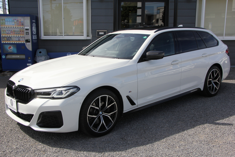 BMW 5シリーズ 523d Xdrive ﾂｰﾘﾝｸﾞMｽﾎﾟｰﾂ ｴﾃﾞｨｼｮﾝｼﾞｮｲﾌﾟﾗｽ ｾﾚｸﾄP 後期 1ｵｰﾅ 4WD ﾊﾟﾉﾗﾏｻﾝﾙｰﾌ ﾋｰﾀｰ黒革 ﾊｰﾏﾝｶｰﾄﾞﾝｻﾗｳﾝﾄﾞｱﾀﾞﾌﾟﾃｨﾌﾞｻｽ 19AW LEDﾍｯﾄﾞﾗｲﾄ ｵｰﾄﾊｲﾋﾞｰﾑ 360度ｶﾒﾗ ｱｯﾌﾟﾙｶｰﾌﾟﾚｲ BMWﾗｲﾌﾞｺｯｸﾋﾟｯﾄ 2年保証