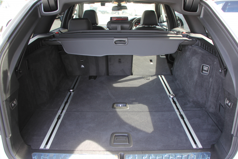 BMW 5シリーズ 523d Xdrive ﾂｰﾘﾝｸﾞMｽﾎﾟｰﾂ ｴﾃﾞｨｼｮﾝｼﾞｮｲﾌﾟﾗｽ ｾﾚｸﾄP 後期 1ｵｰﾅ 4WD ﾊﾟﾉﾗﾏｻﾝﾙｰﾌ ﾋｰﾀｰ黒革 ﾊｰﾏﾝｶｰﾄﾞﾝｻﾗｳﾝﾄﾞｱﾀﾞﾌﾟﾃｨﾌﾞｻｽ 19AW LEDﾍｯﾄﾞﾗｲﾄ ｵｰﾄﾊｲﾋﾞｰﾑ 360度ｶﾒﾗ ｱｯﾌﾟﾙｶｰﾌﾟﾚｲ BMWﾗｲﾌﾞｺｯｸﾋﾟｯﾄ 2年保証