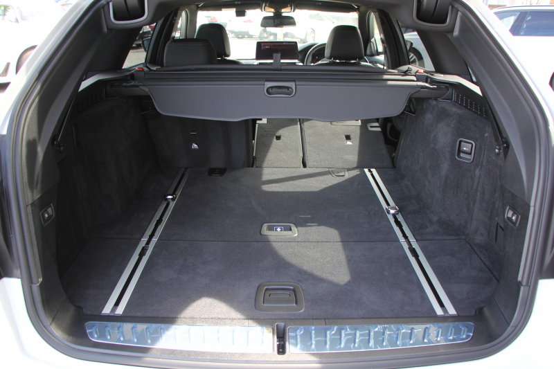 BMW 5シリーズ 523d Xdrive ﾂｰﾘﾝｸﾞMｽﾎﾟｰﾂ ｴﾃﾞｨｼｮﾝｼﾞｮｲﾌﾟﾗｽ ｾﾚｸﾄP 後期 1ｵｰﾅ 4WD ﾊﾟﾉﾗﾏｻﾝﾙｰﾌ ﾋｰﾀｰ黒革 ﾊｰﾏﾝｶｰﾄﾞﾝｻﾗｳﾝﾄﾞｱﾀﾞﾌﾟﾃｨﾌﾞｻｽ 19AW LEDﾍｯﾄﾞﾗｲﾄ ｵｰﾄﾊｲﾋﾞｰﾑ 360度ｶﾒﾗ ｱｯﾌﾟﾙｶｰﾌﾟﾚｲ BMWﾗｲﾌﾞｺｯｸﾋﾟｯﾄ 2年保証