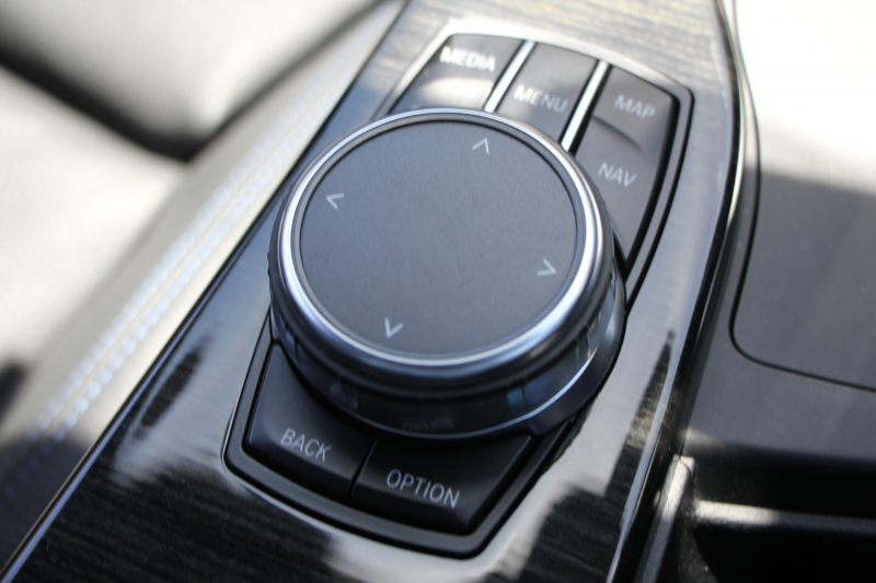 BMW 3シリーズ 320i Mｽﾎﾟｰﾂ 最終ﾓﾃﾞﾙ 新ｴﾝｼﾞﾝ ﾋｰﾀｰ黒革 LEDﾍｯﾄﾞﾗｲﾄ&ﾃｰﾙ NEWﾙｰﾑﾐﾗｰ 追従ACC ﾚｰﾝﾁｪﾝｼﾞ警告 ﾀｯﾁ画面対応HDDﾅﾋﾞBluetooth接続 Bｶﾒﾗ ﾊﾟﾄﾞﾙｼﾌﾄ 衝突軽減ﾌﾞﾚｰｷ 車線逸脱警告 歩行者警告 2年保証