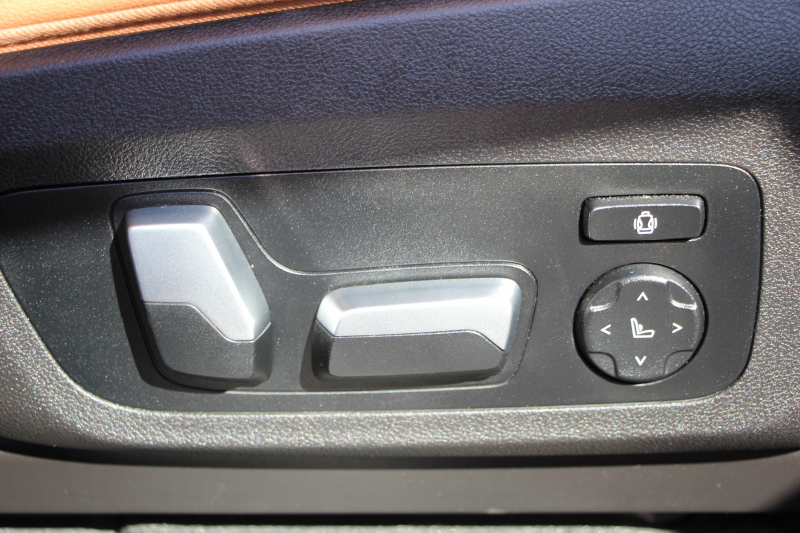 BMW X4 Xdrive20d Mｽﾎﾟｰﾂ 中期 NEWｲﾝﾃﾘｱ ﾊﾟﾉﾗﾏｻﾝﾙｰﾌ ｺﾆｬｯｸﾚｻﾞｰ 全席ﾋｰﾀｰ BMWﾗｲﾌﾞｺｯｸﾋﾟｯﾄ HUD ｼﾞｪｽﾁｬｰC ﾜｲﾔﾚｽ充電 ｵﾌﾟｼｮﾝ20AW NEWHDDﾅﾋﾞApplecarplay 追従ACC ｽﾃｱﾘﾝｸﾞｻﾎﾟｰﾄ 360度ｶﾒﾗ LEDﾍｯﾄﾞﾗｲﾄ 2年保証