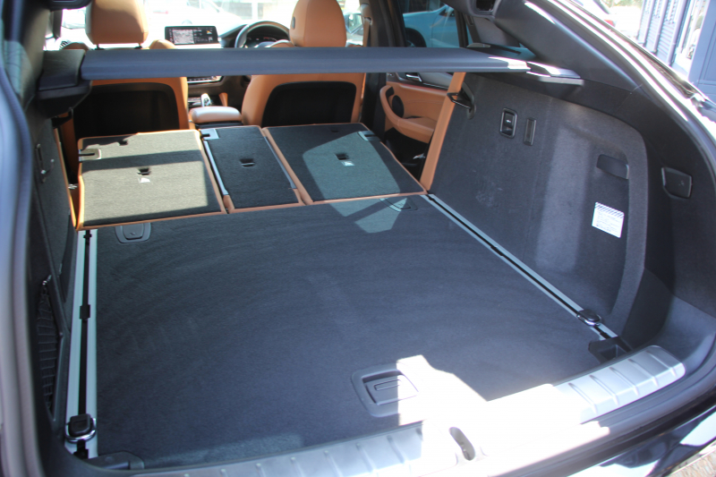 BMW X4 Xdrive20d Mｽﾎﾟｰﾂ 中期 NEWｲﾝﾃﾘｱ ﾊﾟﾉﾗﾏｻﾝﾙｰﾌ ｺﾆｬｯｸﾚｻﾞｰ 全席ﾋｰﾀｰ BMWﾗｲﾌﾞｺｯｸﾋﾟｯﾄ HUD ｼﾞｪｽﾁｬｰC ﾜｲﾔﾚｽ充電 ｵﾌﾟｼｮﾝ20AW NEWHDDﾅﾋﾞApplecarplay 追従ACC ｽﾃｱﾘﾝｸﾞｻﾎﾟｰﾄ 360度ｶﾒﾗ LEDﾍｯﾄﾞﾗｲﾄ 2年保証