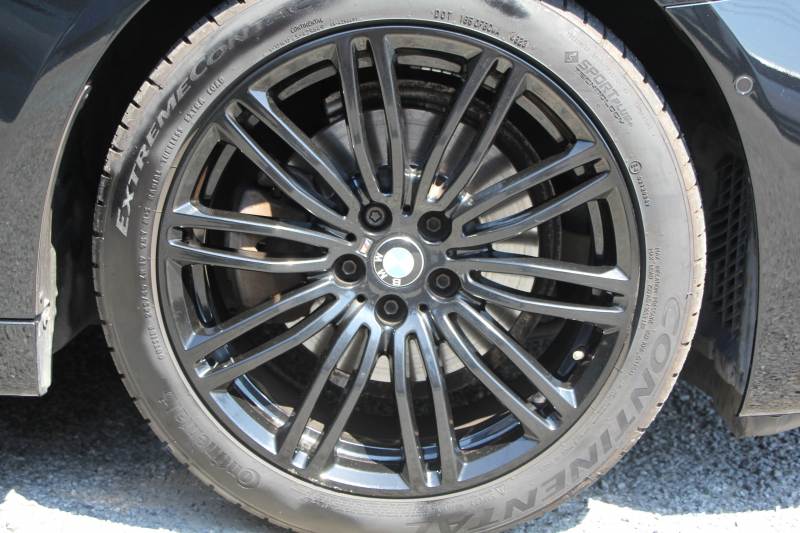 BMW 5シリーズ 523i ｴﾃﾞｨｼｮﾝﾐｯｼｮﾝｲﾝﾎﾟｯｼﾌﾞﾙ 特別仕様車 ﾊｰﾏﾝｶｰﾄﾞﾝｻﾗｳﾝﾄﾞHUD 専用ﾌﾞﾗｯｸ19AW ﾌﾞﾗｯｸｷﾄﾞﾆｰｸﾞﾘﾙ 追従ACC ｽﾃｱﾘﾝｸﾞｻﾎﾟｰﾄ  360度ｶﾒﾗ Pｱｼｽﾄ ﾀｯﾁ画面HDDﾅﾋﾞTV LEDﾍｯﾄﾞﾗｲﾄ ｵｰﾄﾊｲﾋﾞｰﾑ 2年保証