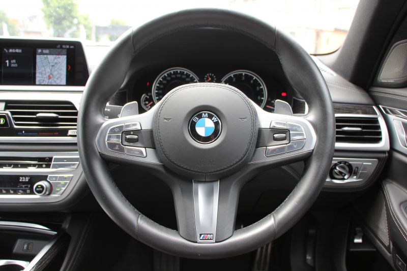 BMW 7シリーズ 740i Mｽﾎﾟｰﾂ ｻﾝﾙｰﾌ 全席ﾋｰﾀｰ黒革 ﾚｰｻﾞｰﾗｲﾄ ﾏｯｻｰｼﾞ&ﾍﾞﾝﾁﾚｰｼｮﾝ 追従ACC HUD ﾀｯﾁ画面HDDﾅﾋﾞTV 360度ｶﾒﾗ 全ﾄﾞｱｿﾌﾄｸﾛｰｽﾞ電動ﾄﾗﾝｸ ｽﾃｱﾘﾝｸﾞｻﾎﾟｰﾄ ｵｰﾄﾊｲﾋﾞｰﾑ 液晶ﾒｰﾀｰ ｵﾌﾟｼｮﾝ20AW 2年保証
