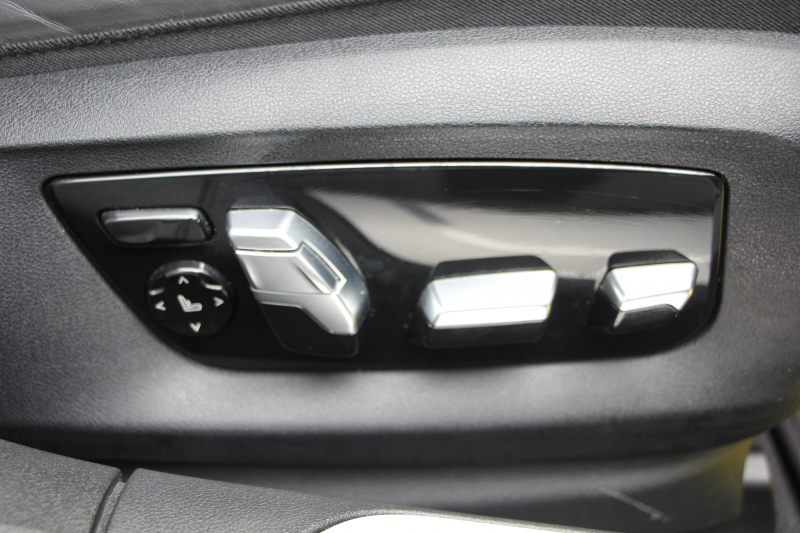 BMW 7シリーズ 740i Mｽﾎﾟｰﾂ ｻﾝﾙｰﾌ 全席ﾋｰﾀｰ黒革 ﾚｰｻﾞｰﾗｲﾄ ﾏｯｻｰｼﾞ&ﾍﾞﾝﾁﾚｰｼｮﾝ 追従ACC HUD ﾀｯﾁ画面HDDﾅﾋﾞTV 360度ｶﾒﾗ 全ﾄﾞｱｿﾌﾄｸﾛｰｽﾞ電動ﾄﾗﾝｸ ｽﾃｱﾘﾝｸﾞｻﾎﾟｰﾄ ｵｰﾄﾊｲﾋﾞｰﾑ 液晶ﾒｰﾀｰ ｵﾌﾟｼｮﾝ20AW 2年保証