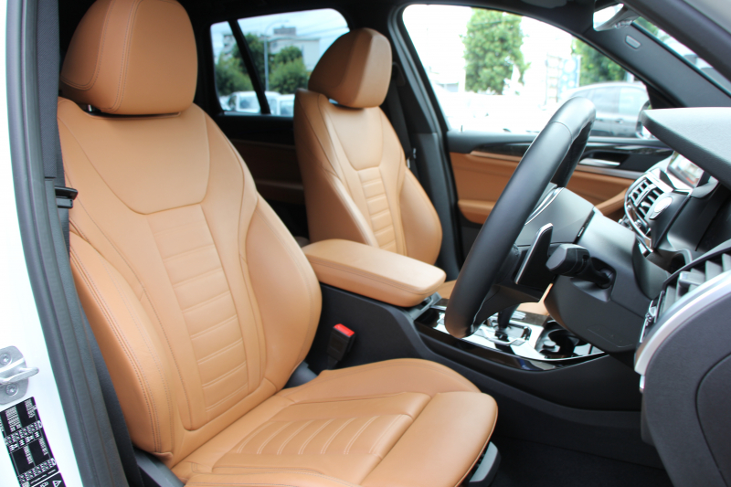 BMW X3 Xdrive20d Mｽﾎﾟｰﾂ ﾊｲﾗｲﾝ 中期 新型式3DA-UZ20 NEWｲﾝﾃﾘｱ BMWﾗｲﾌﾞｺｯｸﾋﾟｯﾄﾞｱｯﾌﾟﾙｶｰﾌﾟﾚｲ 新ﾀｯﾁ画面HDDﾅﾋﾞ全席ﾋｰﾀｰ付ｺﾆｬｯｸﾚｻﾞｰ ｱﾝﾋﾞｴﾝﾄﾗｲﾄ ﾘｱｼｰﾄ可倒調整 360度ｶﾒﾗ ｵﾌﾟｼｮﾝ20AW 電動ﾘｱｹﾞｰﾄ 2年保証