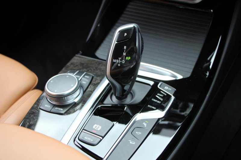 BMW X3 Xdrive20d Mｽﾎﾟｰﾂ ﾊｲﾗｲﾝ 中期 新型式3DA-UZ20 NEWｲﾝﾃﾘｱ BMWﾗｲﾌﾞｺｯｸﾋﾟｯﾄﾞｱｯﾌﾟﾙｶｰﾌﾟﾚｲ 新ﾀｯﾁ画面HDDﾅﾋﾞ全席ﾋｰﾀｰ付ｺﾆｬｯｸﾚｻﾞｰ ｱﾝﾋﾞｴﾝﾄﾗｲﾄ ﾘｱｼｰﾄ可倒調整 360度ｶﾒﾗ ｵﾌﾟｼｮﾝ20AW 電動ﾘｱｹﾞｰﾄ 2年保証