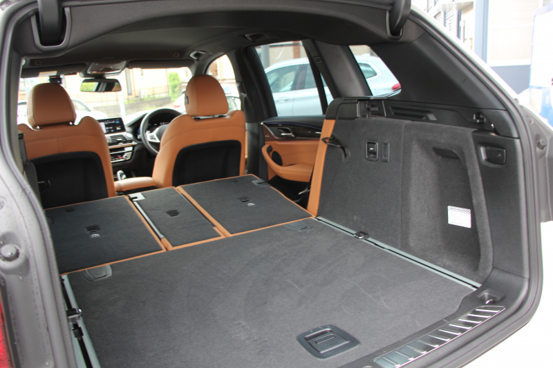 BMW X3 Xdrive20d Mｽﾎﾟｰﾂ ﾊｲﾗｲﾝ 中期 新型式3DA-UZ20 NEWｲﾝﾃﾘｱ BMWﾗｲﾌﾞｺｯｸﾋﾟｯﾄﾞｱｯﾌﾟﾙｶｰﾌﾟﾚｲ 新ﾀｯﾁ画面HDDﾅﾋﾞ全席ﾋｰﾀｰ付ｺﾆｬｯｸﾚｻﾞｰ ｱﾝﾋﾞｴﾝﾄﾗｲﾄ ﾘｱｼｰﾄ可倒調整 360度ｶﾒﾗ ｵﾌﾟｼｮﾝ20AW 電動ﾘｱｹﾞｰﾄ 2年保証