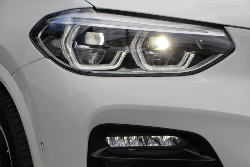 BMW X3 Xdrive20d Mｽﾎﾟｰﾂ ﾊｲﾗｲﾝ 中期 新型式3DA-UZ20 NEWｲﾝﾃﾘｱ BMWﾗｲﾌﾞｺｯｸﾋﾟｯﾄﾞｱｯﾌﾟﾙｶｰﾌﾟﾚｲ 新ﾀｯﾁ画面HDDﾅﾋﾞ全席ﾋｰﾀｰ付ｺﾆｬｯｸﾚｻﾞｰ ｱﾝﾋﾞｴﾝﾄﾗｲﾄ ﾘｱｼｰﾄ可倒調整 360度ｶﾒﾗ ｵﾌﾟｼｮﾝ20AW 電動ﾘｱｹﾞｰﾄ 2年保証