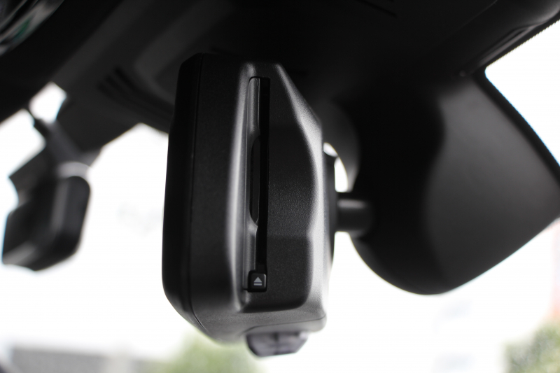 BMW 3シリーズ M340i Xdrive ｲﾉﾍﾞｰｼｮﾝP 4WD 直6ﾀｰﾎﾞ387馬力 ｻﾝﾙｰﾌ ﾋｰﾀｰ黒革 ﾚｰｻﾞｰﾗｲﾄ HUD ｼﾞｪｽﾁｬｰC ﾊｰﾏﾝｶｰﾄﾞﾝｻﾗｳﾝﾄﾞｱﾀﾞﾌﾟﾃｨﾌﾞMｻｽ 専用ﾃﾞﾌ 19AW Mｽﾎﾟｰﾂﾌﾞﾚｰｷ BMWﾗｲﾌﾞｺｯｸﾋﾟｯﾄﾞﾊﾟｰｷﾝｸﾞｱｼｽﾄﾌﾟﾗｽ 360度ｶﾒﾗ 2年保証