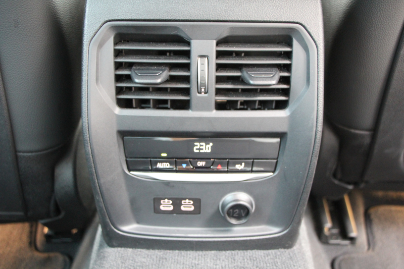 BMW 3シリーズ M340i Xdrive ｲﾉﾍﾞｰｼｮﾝP 4WD 直6ﾀｰﾎﾞ387馬力 ｻﾝﾙｰﾌ ﾋｰﾀｰ黒革 ﾚｰｻﾞｰﾗｲﾄ HUD ｼﾞｪｽﾁｬｰC ﾊｰﾏﾝｶｰﾄﾞﾝｻﾗｳﾝﾄﾞｱﾀﾞﾌﾟﾃｨﾌﾞMｻｽ 専用ﾃﾞﾌ 19AW Mｽﾎﾟｰﾂﾌﾞﾚｰｷ BMWﾗｲﾌﾞｺｯｸﾋﾟｯﾄﾞﾊﾟｰｷﾝｸﾞｱｼｽﾄﾌﾟﾗｽ 360度ｶﾒﾗ 2年保証